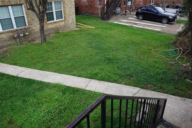 Building Photo - 2218 Arbor St