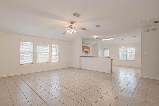 Building Photo - 5815 Plantation Crest Dr