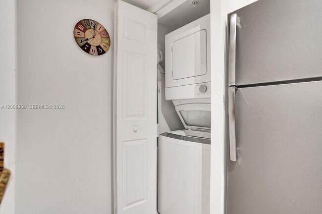 Building Photo - 2220 Tuscany Way