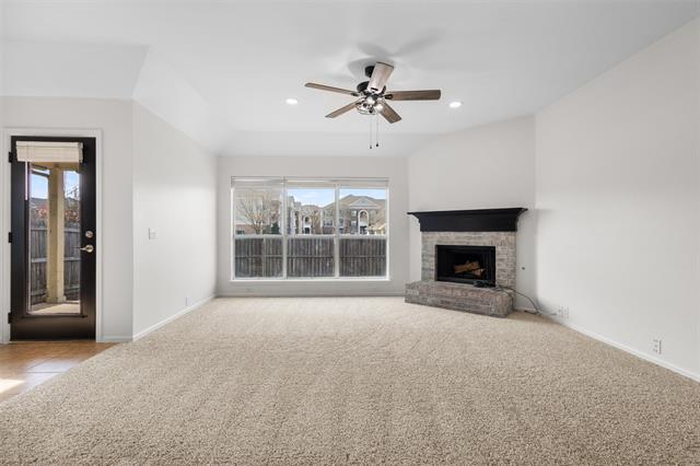 Building Photo - 10521 Jaybird Dr