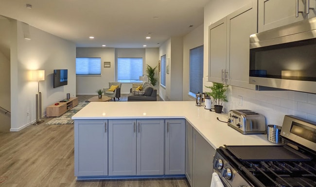 Primary Photo - Your Silverdale Sanctuary Awaits! Fully Fu...