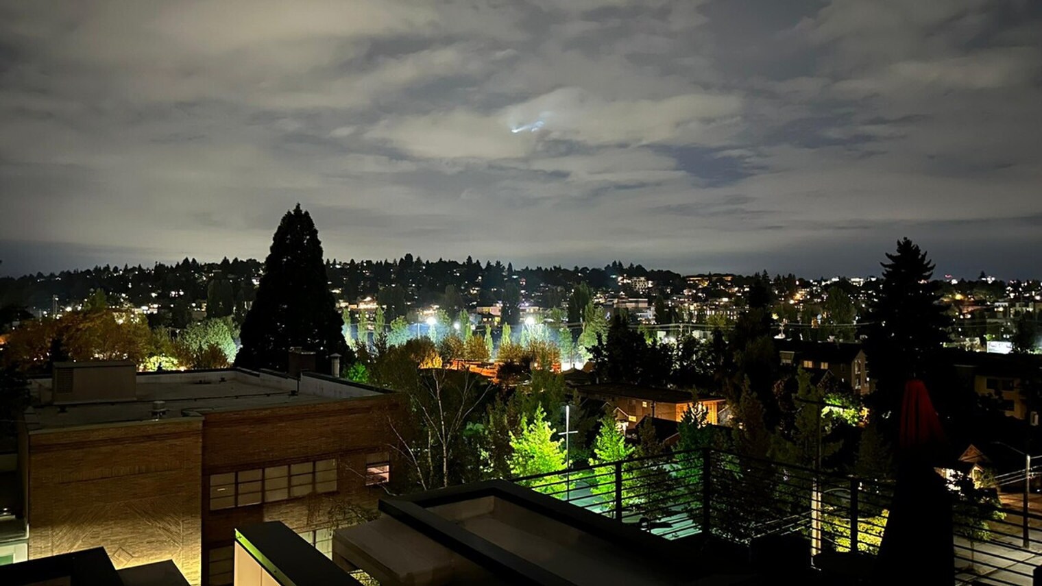 Building Photo - 58 W Cremona St