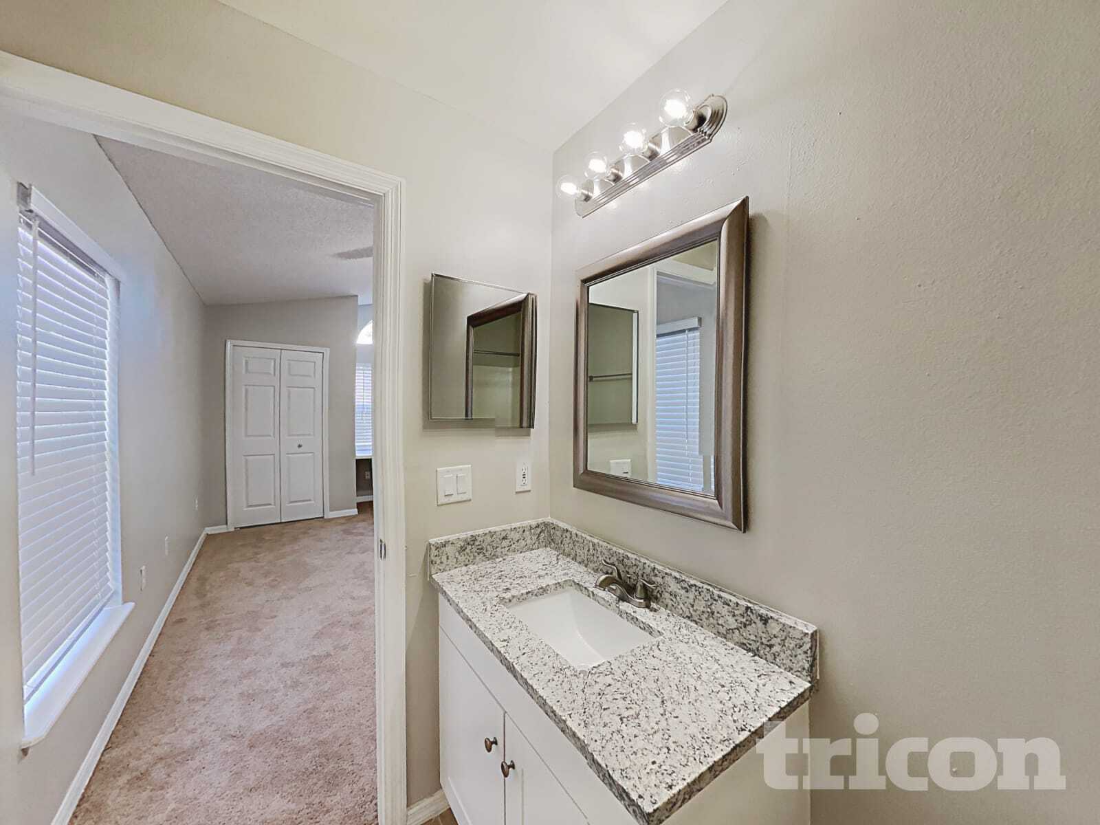 Building Photo - 12617 Parkbury Dr