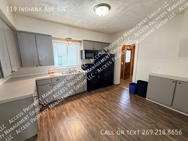 Building Photo - 119 Indiana Ave SW