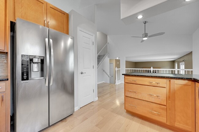 Building Photo - $2,995.00, stunning 4-bedroom, 3.5-bathroo...