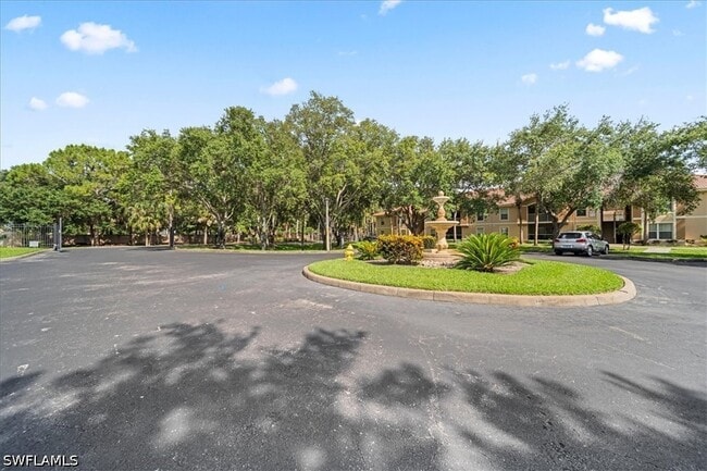 Building Photo - 8235 Ibis Club Dr