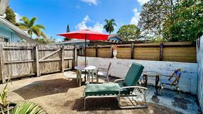 Building Photo - 1145 NE 17th Ter