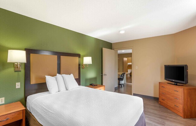 Building Photo - Furnished Studio-Wilkes-Barre - Hwy. 315