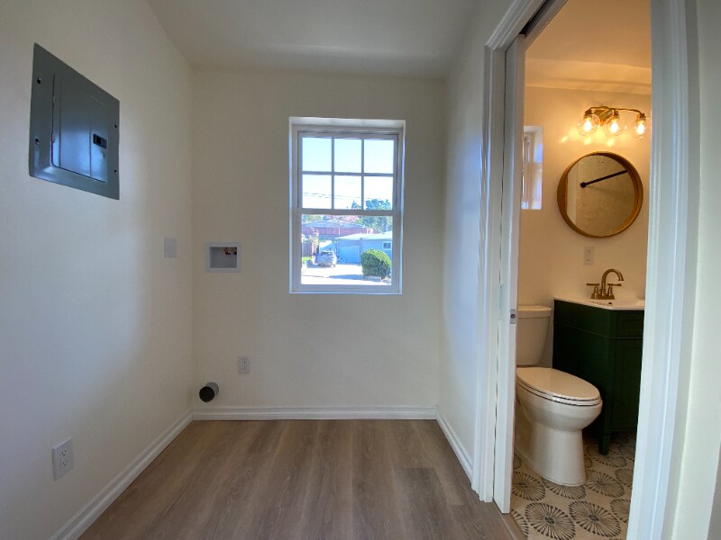 Building Photo - 3574 Trophy Dr