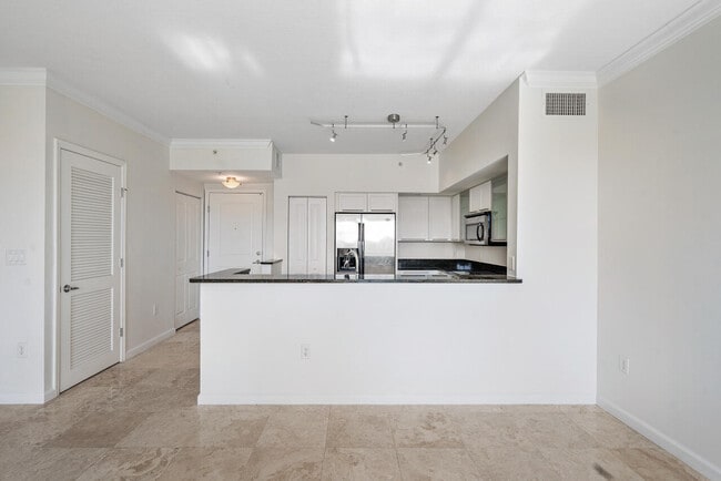 Building Photo - 235 NE 1st St