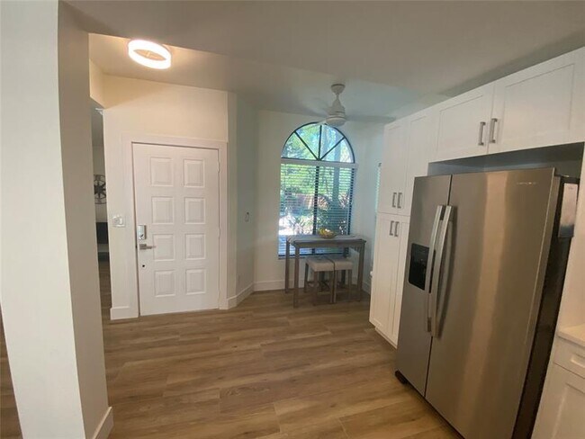 Building Photo - 2286 Anchorage Ln