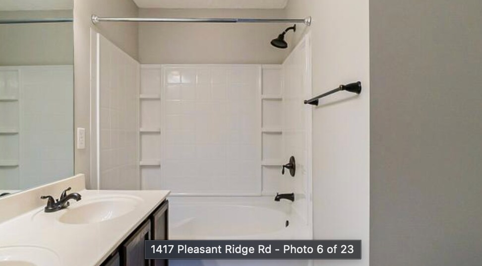 Master Bathroom - 1417 Pleasant Ridge Rd