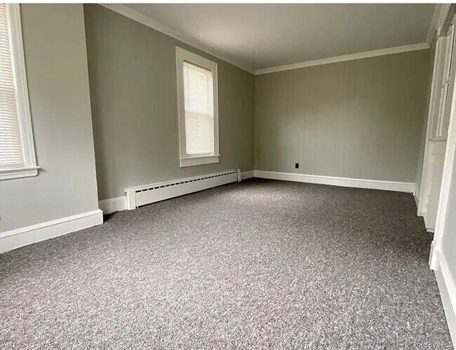 Building Photo - 21 Duane St