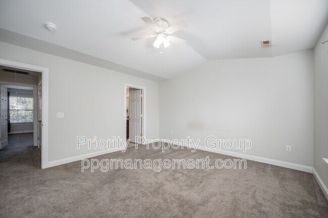 Building Photo - 2104 Sardony Ln