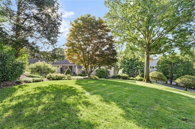 Building Photo - 12 Signal Ln