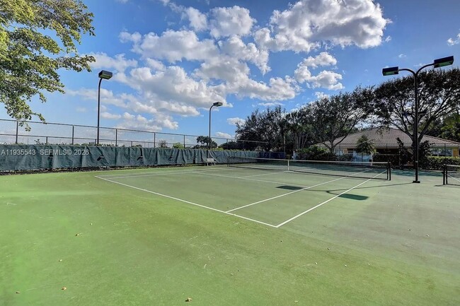 Building Photo - 2437 S Coral Trace Cir