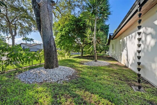 Building Photo - 7705 SW 171st Terrace