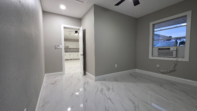 Building Photo - 12 3rd St