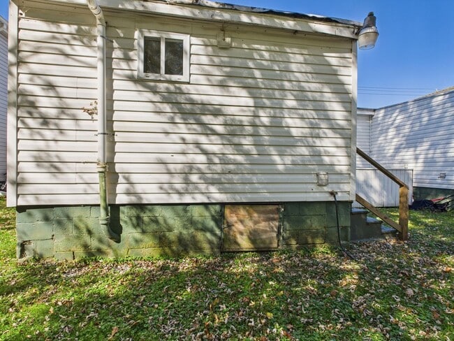 Building Photo - 1206 Rome St