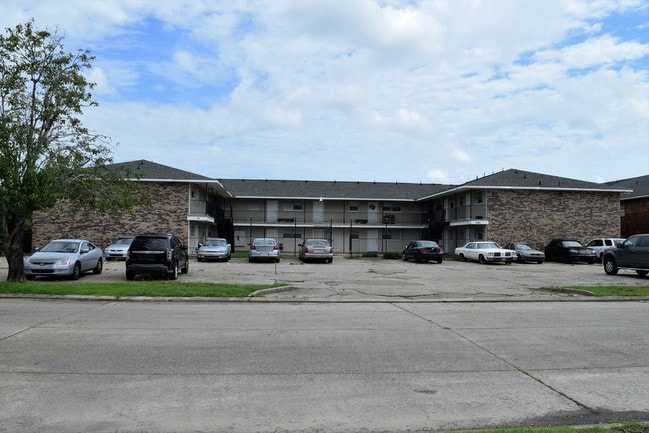 Building Photo - Titian Apartments