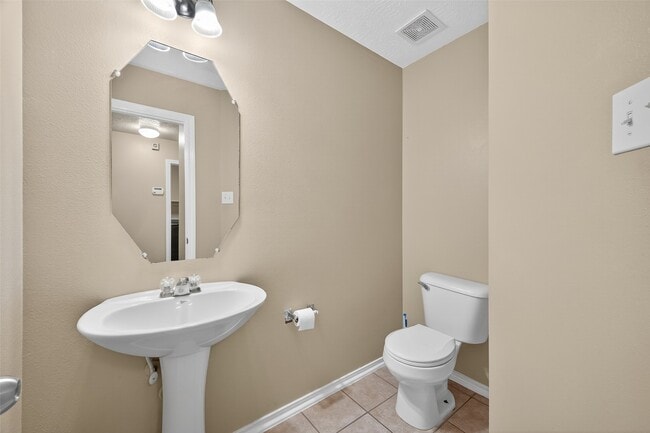 Building Photo - 5454 Cilantro Ln