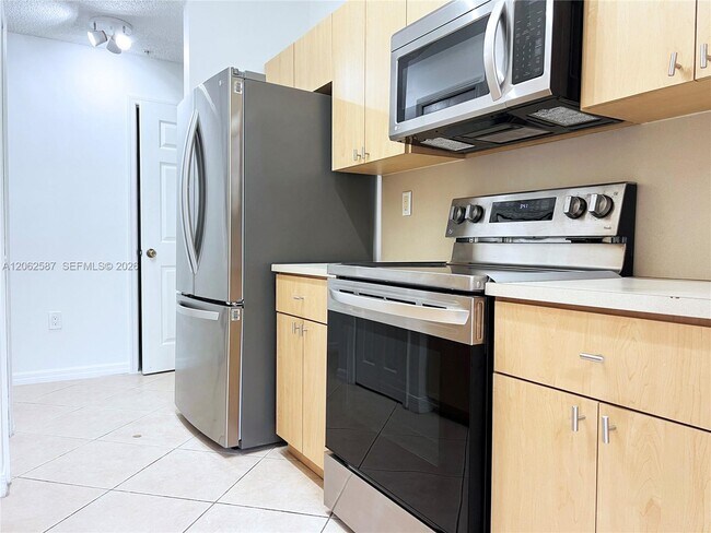Building Photo - 7085 Nova Dr