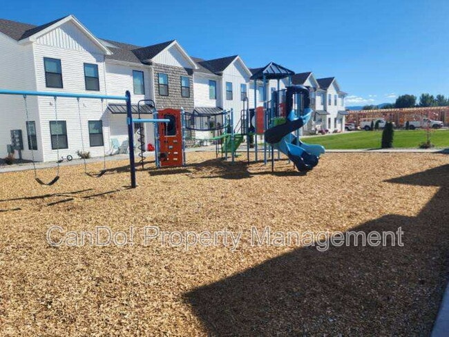 Building Photo - 2987 Sunburst Dr