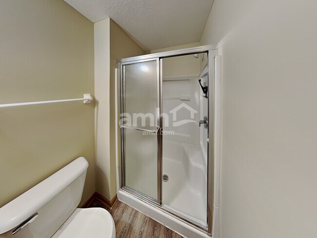 Building Photo - 439 Wellsleyglen Dr