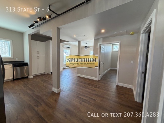 Building Photo - 313 State St