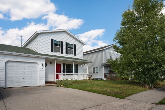 Building Photo - 3407 Laredo Dr