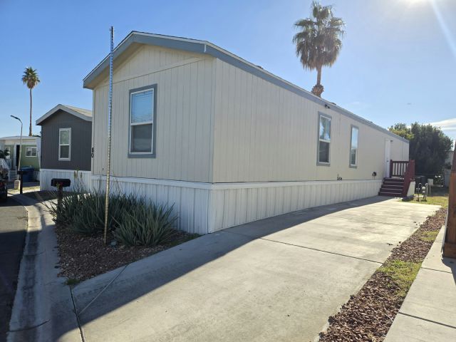 Building Photo - 1624 Palm St