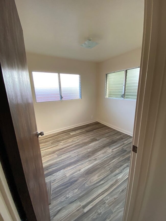 Primary Photo - For Rent - [Pacific Palisades] 2345B Anini...