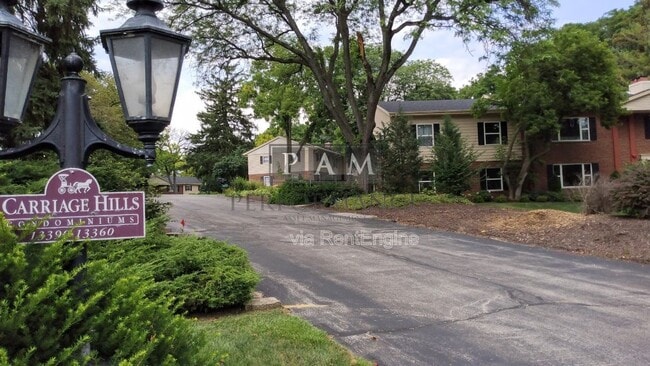 Building Photo - 13350 W Bluemound Rd