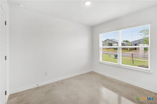 Building Photo - 1230 Concord Dr