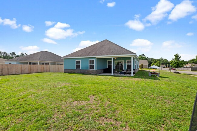 Building Photo - 809 Whispering Creek Ave