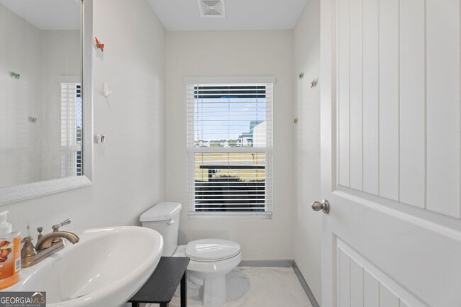 Building Photo - 321 Kirt's Ridge