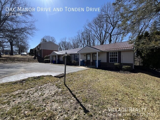 Building Photo - 228 Oak Manor Dr
