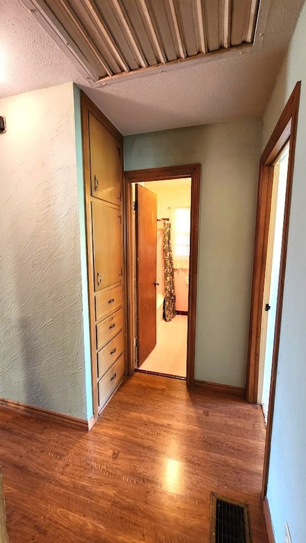 Building Photo - 3 Bed 1.5 Bath in the Coronado Heights 2nd Addn NW OKC