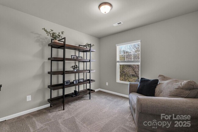 Building Photo - 16764 Summers Walk Blvd