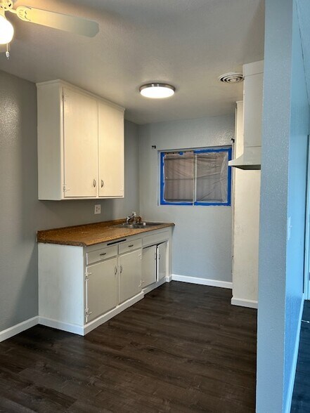 Building Photo - 4459 Maine Ave