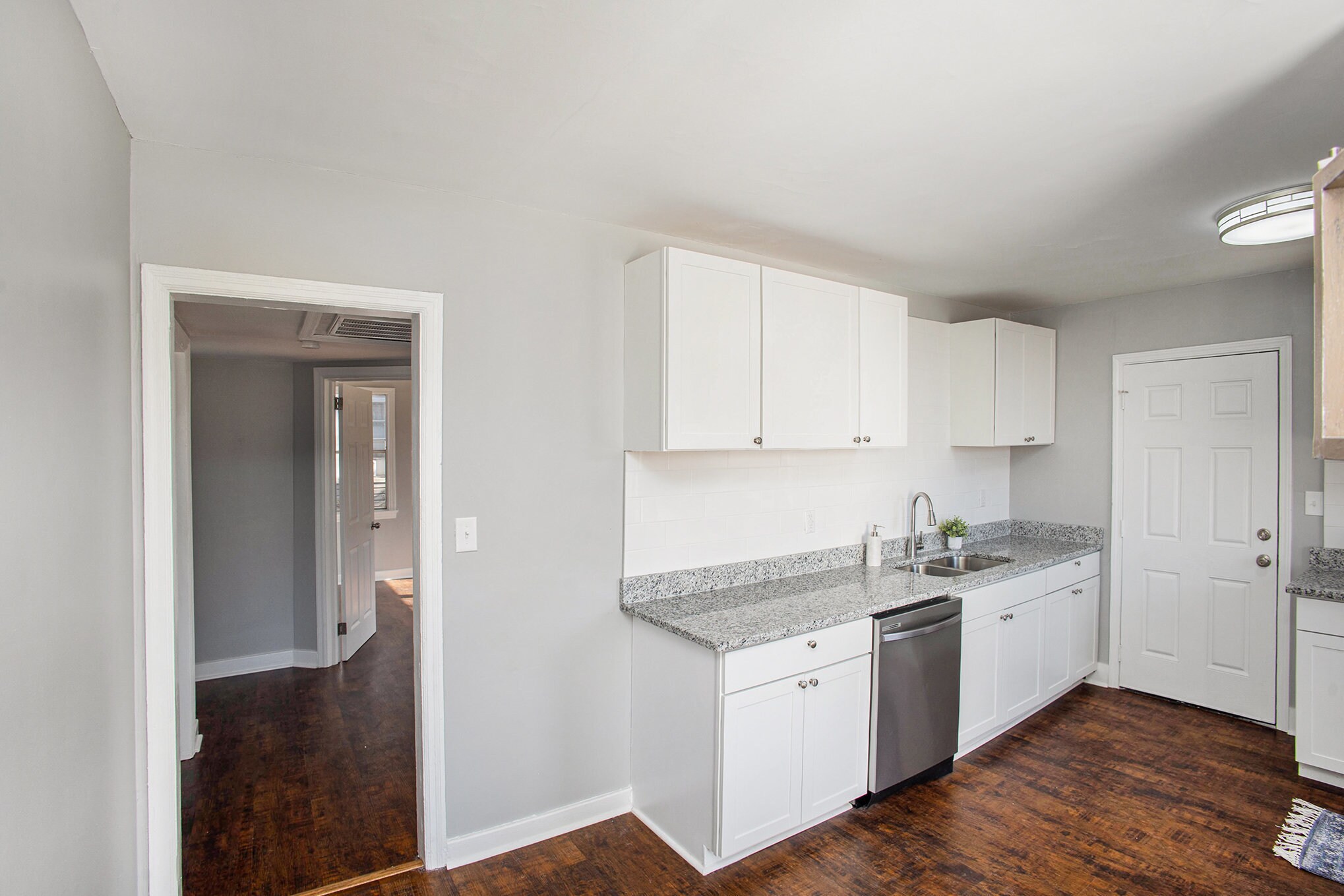 Building Photo - 701 9th Ave S