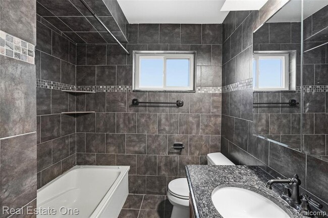 Building Photo - 8528 Norborne Ave