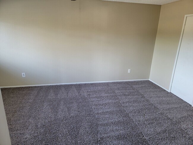Building Photo - COMING SOON IN RIALTO
