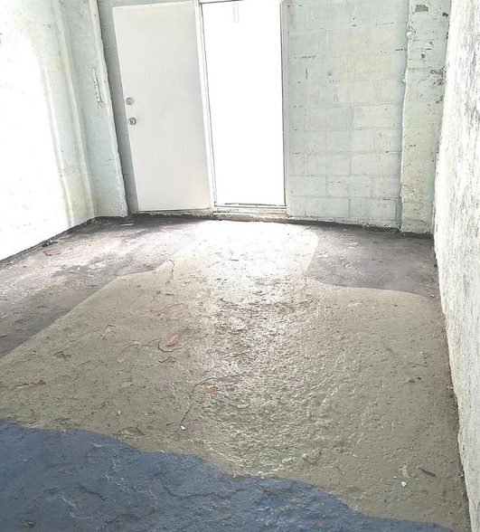 Building Photo - 321 Fagley St
