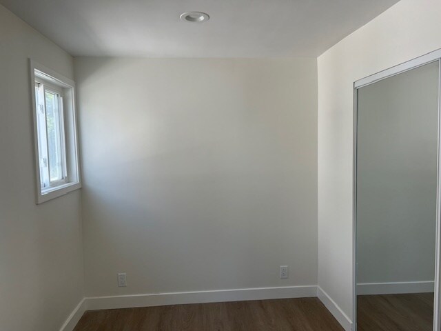 Building Photo - 1335 W Adams Blvd