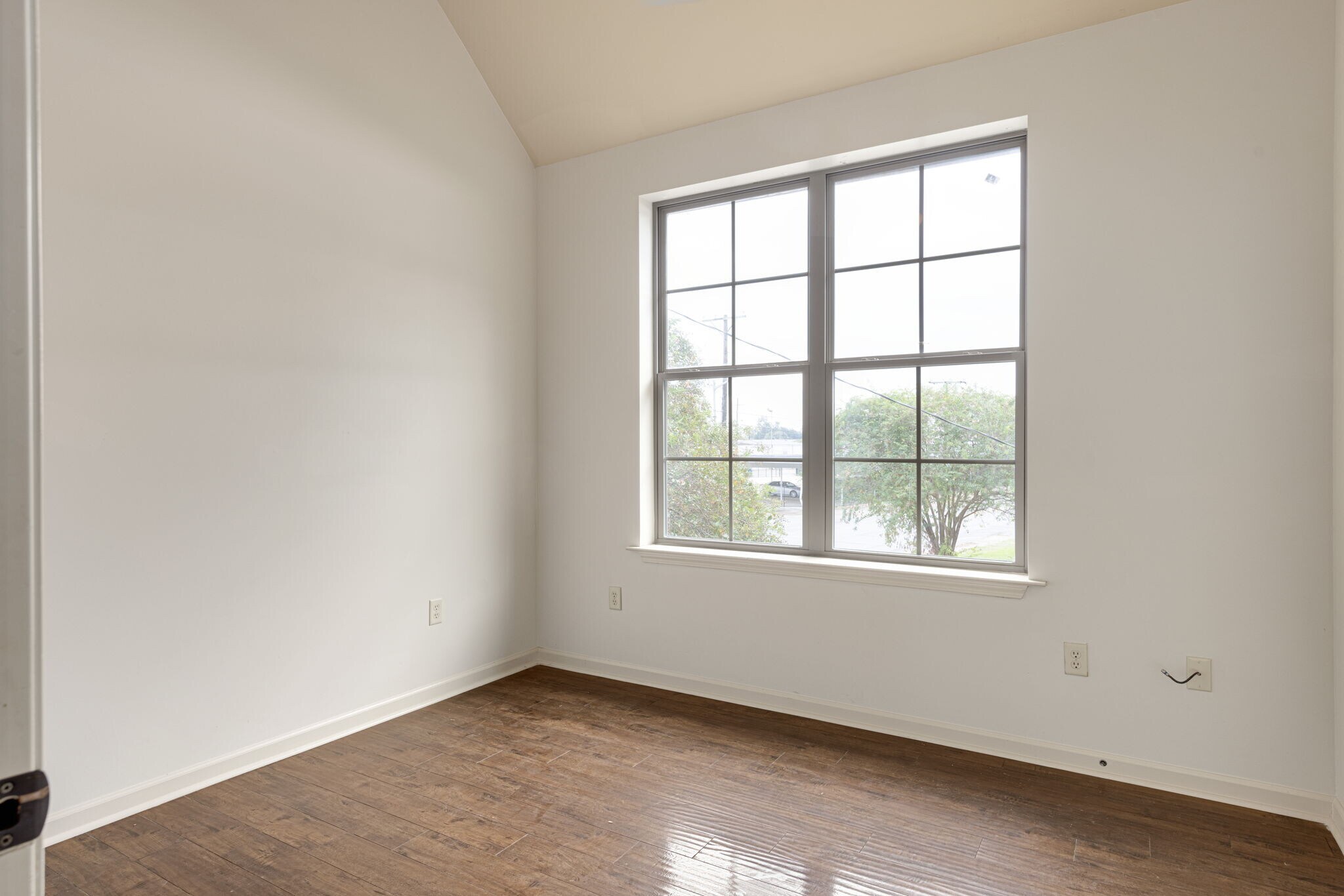 Building Photo - 1402 Jefferson St