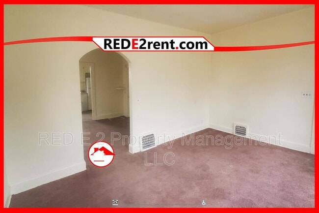 Building Photo - 609 Laurel Ave