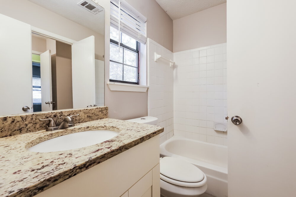 Building Photo - 660 Utoy Cir SW