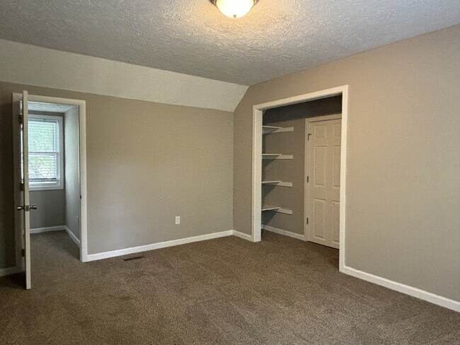 Building Photo - 8326 Christiana Ln