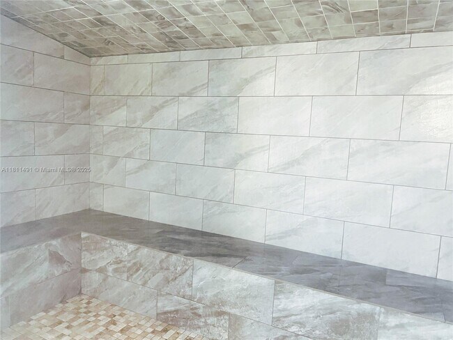 Building Photo - 231 Riverside Dr